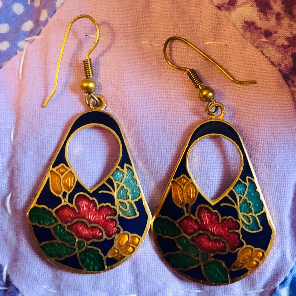 Vintage Earrings, Flower Basket Butterfly, Garden